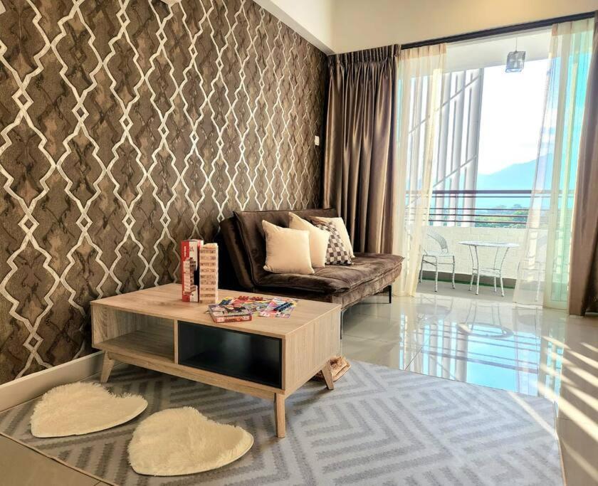 Ipoh City Centre Majestic Homestay Pool View 3 Mins Walking To Famous Food Places & 15Mins To Old Town Ipoh By Happy Homestay Экстерьер фото