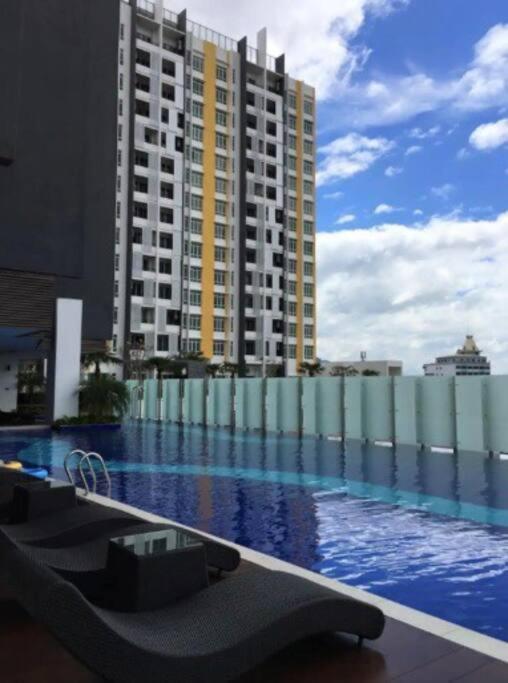 Ipoh City Centre Majestic Homestay Pool View 3 Mins Walking To Famous Food Places & 15Mins To Old Town Ipoh By Happy Homestay Экстерьер фото
